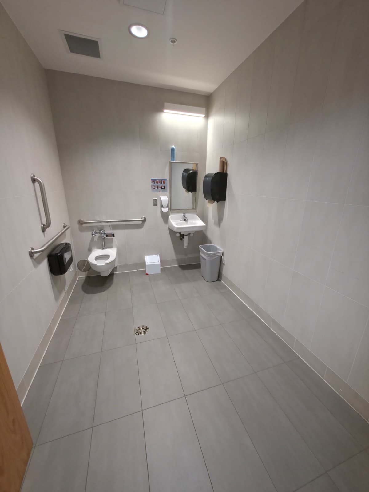 Moore Public Schools Child Development Center — Vinyl, Carpet & Tile – image 10