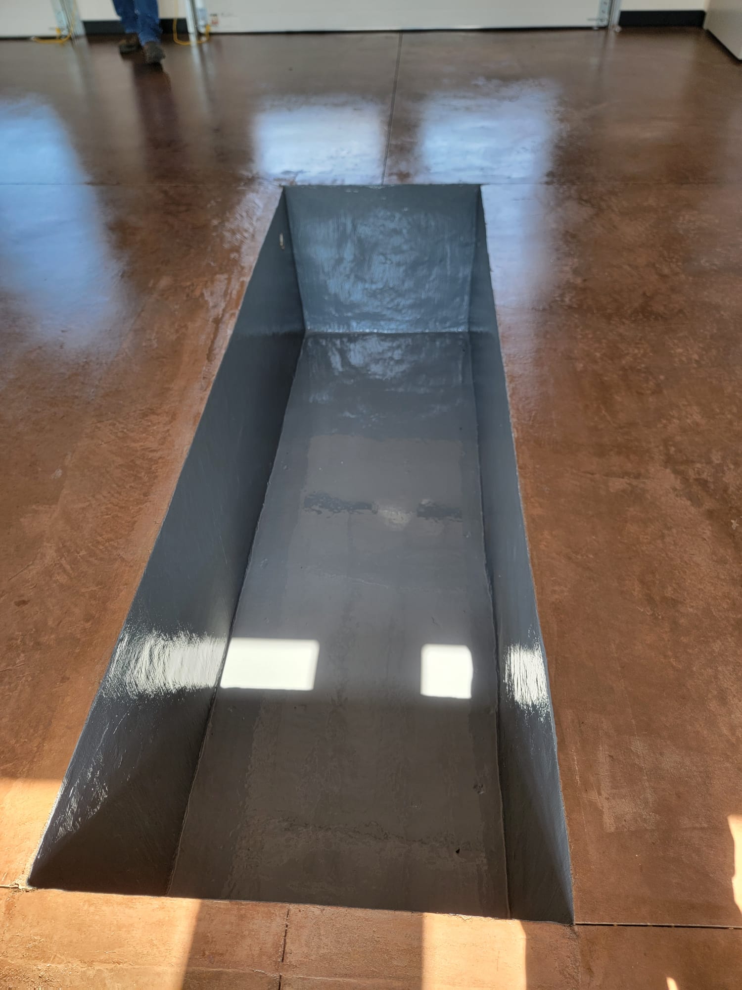 Take 5 Oil Change — Single-Color Epoxy in Service Pits – image 2