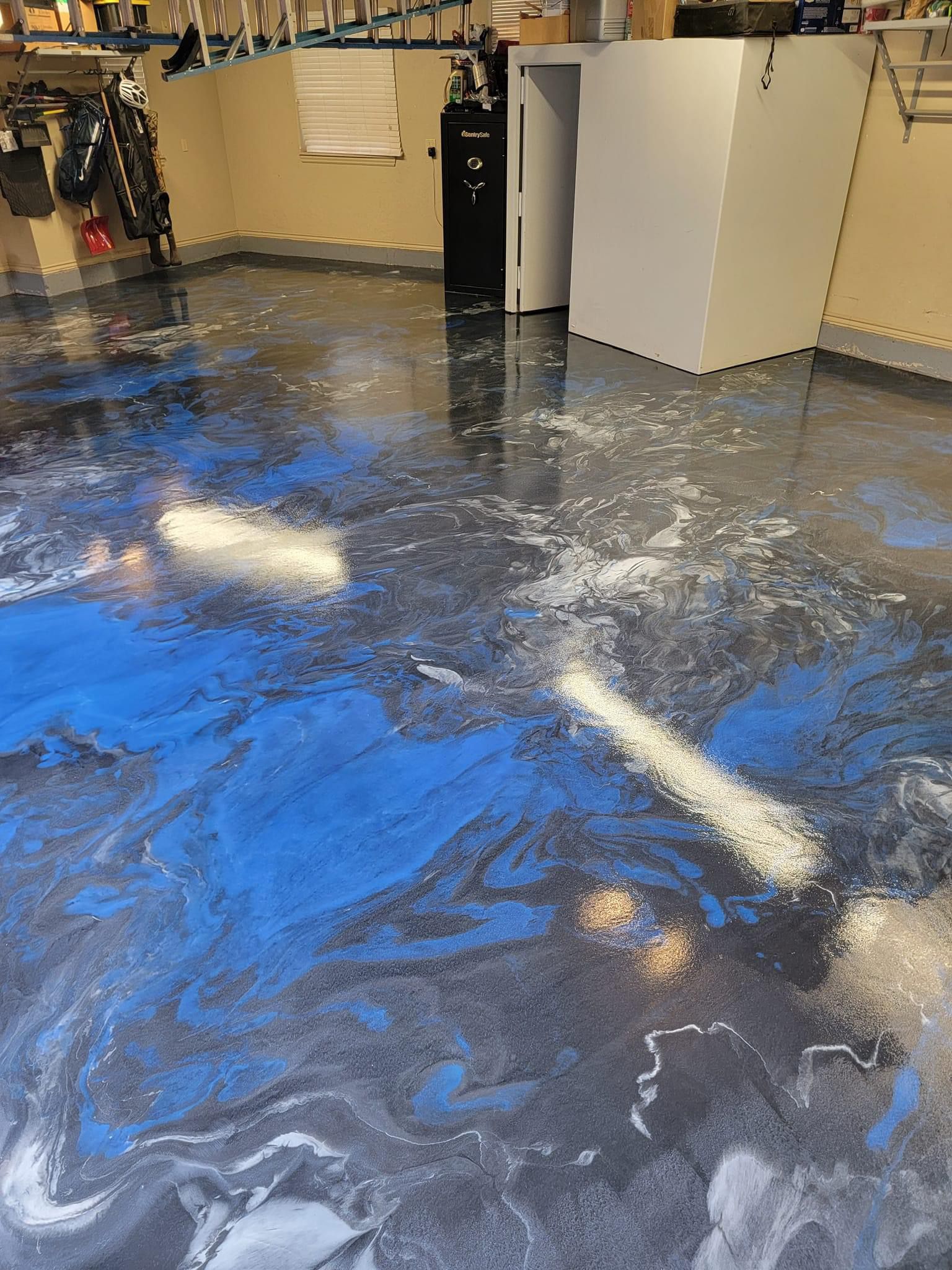 Decorative Metallic Epoxy – image 2